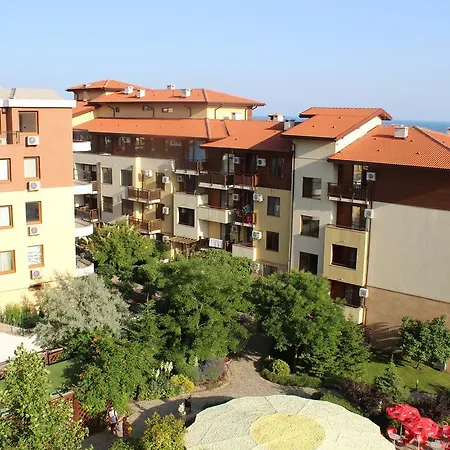 Apartment 2-bedroom In Garden Of Eden Sweti Wlas